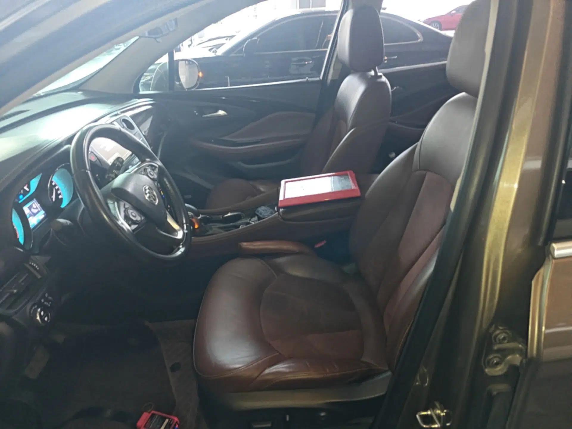 Buick Envision 2017 20T Two-Wheel Drive Elite Version — миниатюра 17