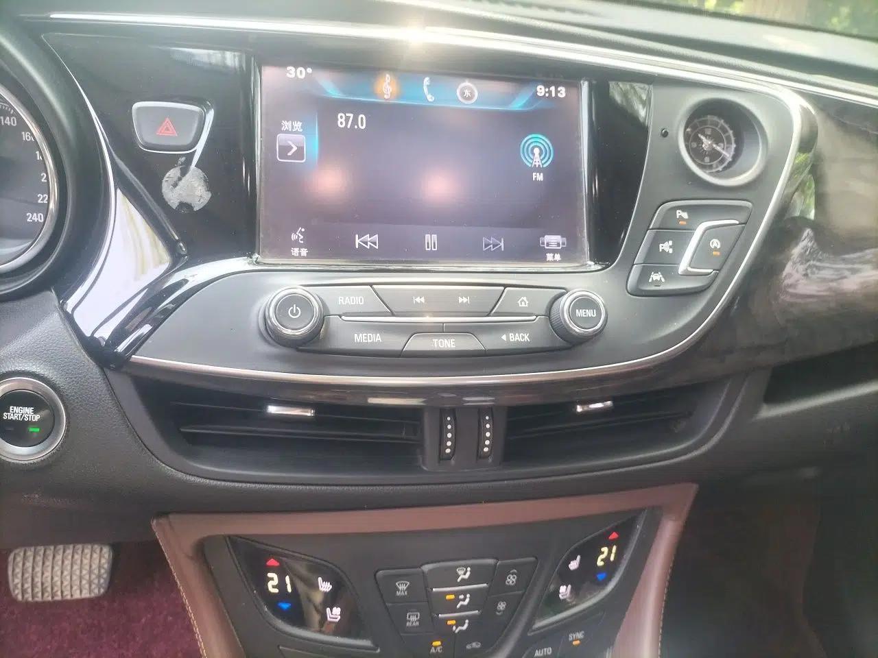 Buick Envision 2016 28T Four-Wheel Drive Luxury Model — миниатюра 13