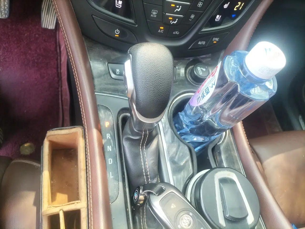 Buick Envision 2016 28T Four-Wheel Drive Luxury Model — миниатюра 14