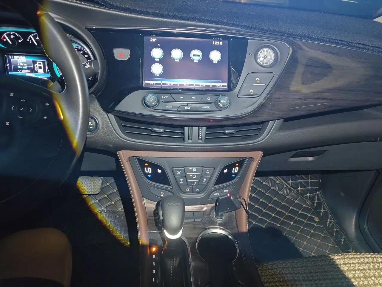 Buick Envision 2017 20T Two-Wheel Drive Elite Version — миниатюра 13