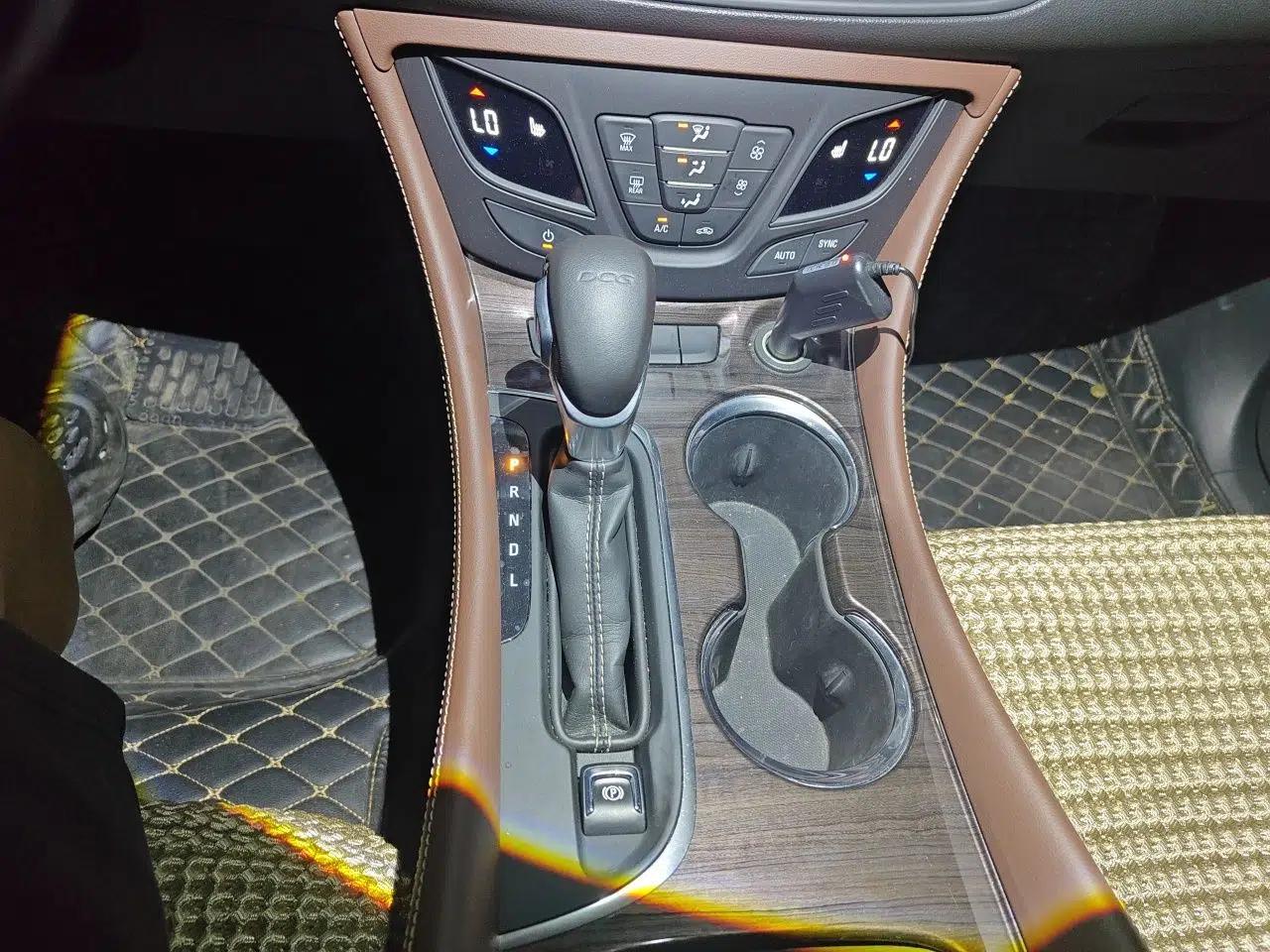 Buick Envision 2017 20T Two-Wheel Drive Elite Version — миниатюра 14