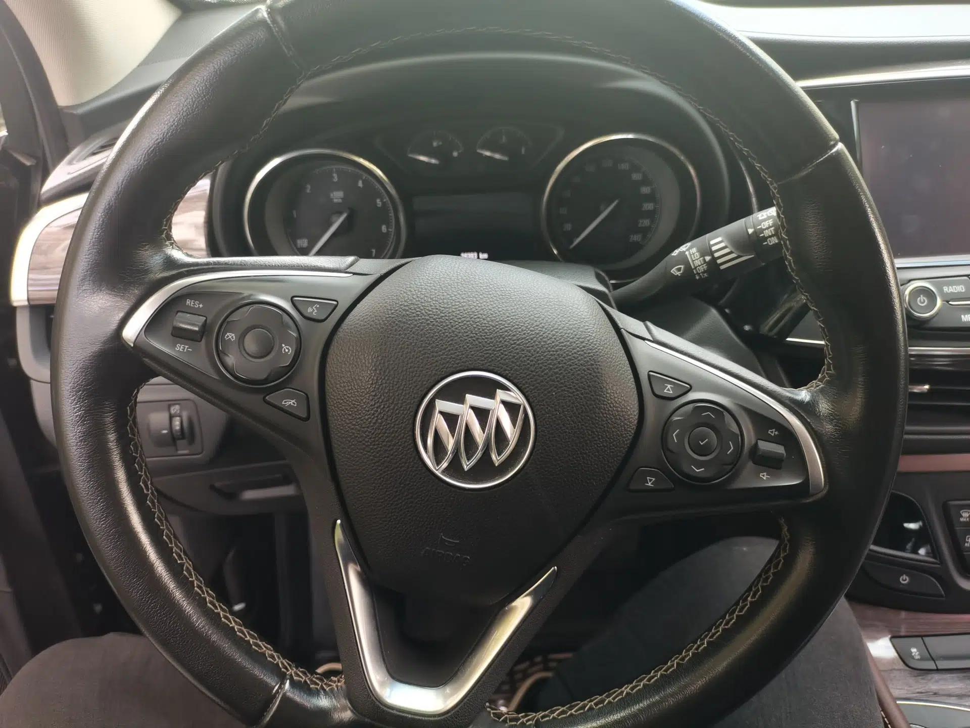Buick Envision 2018 20T Two-Wheel Drive Luxury Model — миниатюра 10