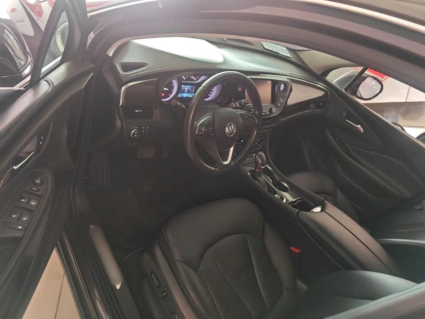 Buick Envision 2018 20T Two-Wheel-Drive Elite Model — миниатюра 30