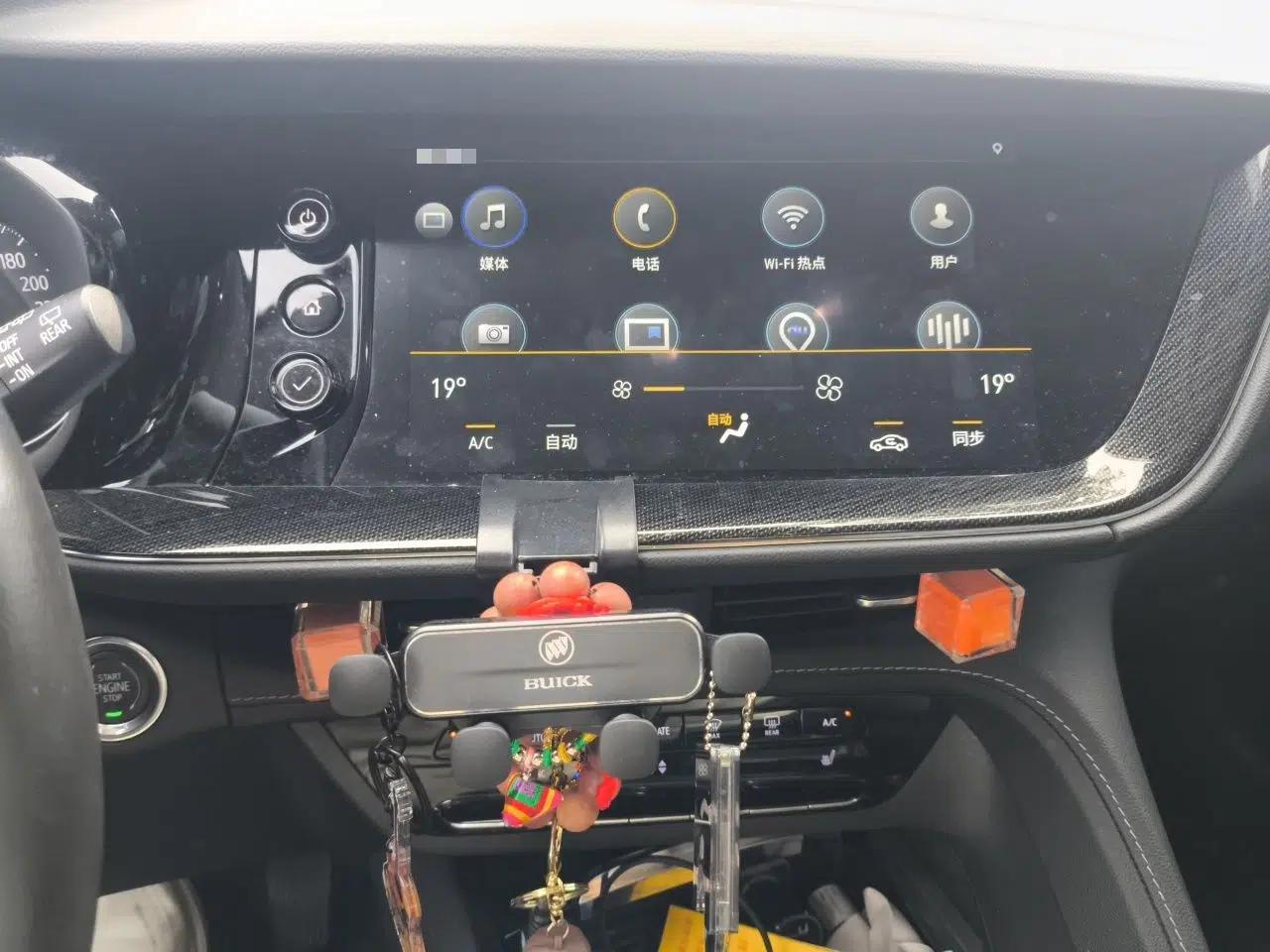 Buick Envision 2023 Encore Plus 652T Five-Seat Luxury Model — миниатюра 13