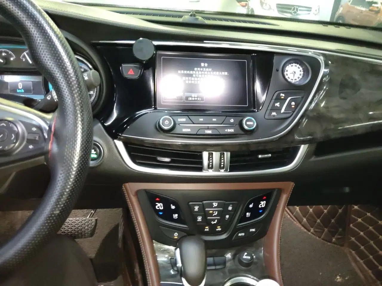 Buick Envision 2014 28T Four-Wheel Drive Luxury Model — миниатюра 13