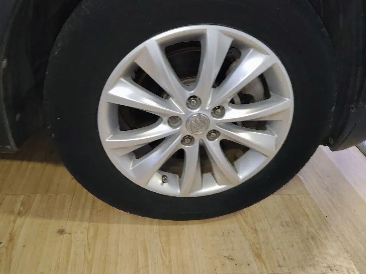 Buick Envision 2014 28T Four-Wheel Drive Luxury Model — миниатюра 8
