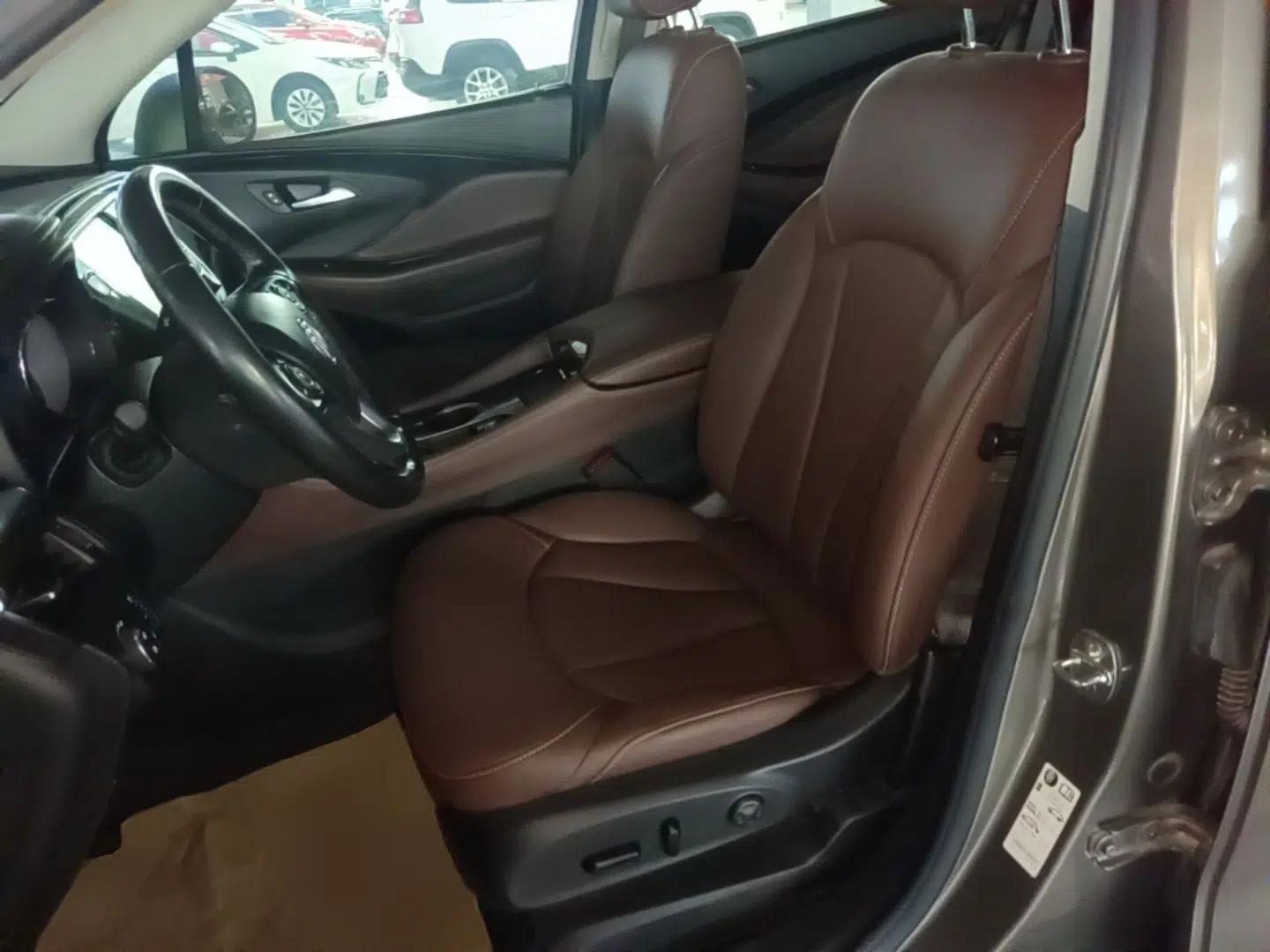 Buick Envision 2018 28T Four-Wheel Drive Elite Version — миниатюра 22