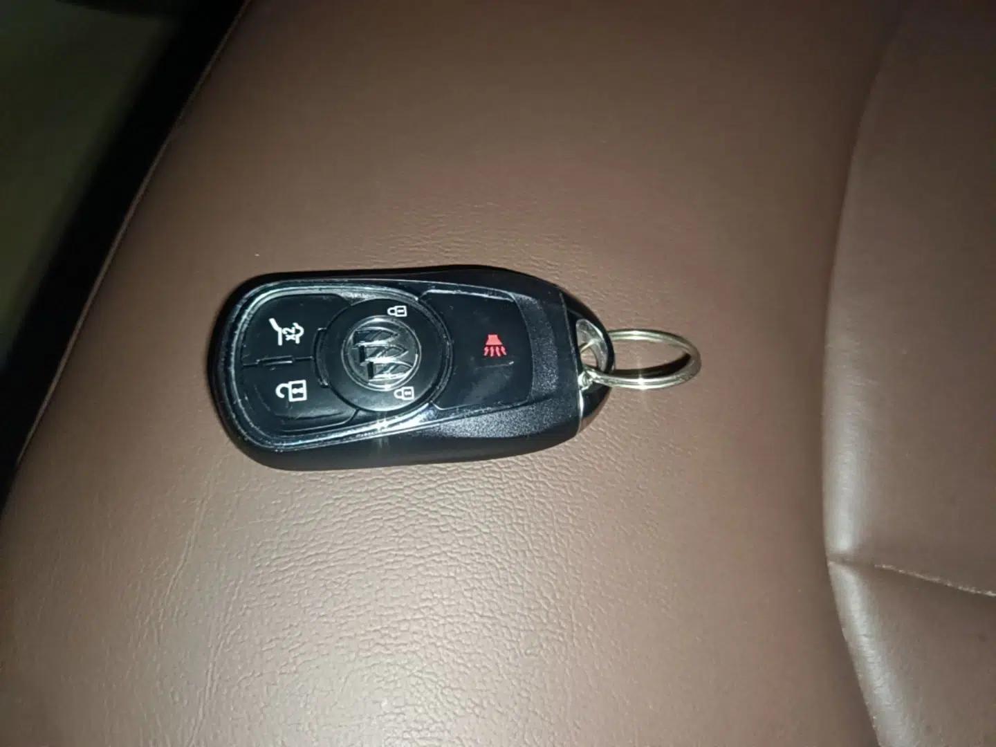 Buick Envision 2018 28T Four-Wheel Drive Elite Version — миниатюра 28