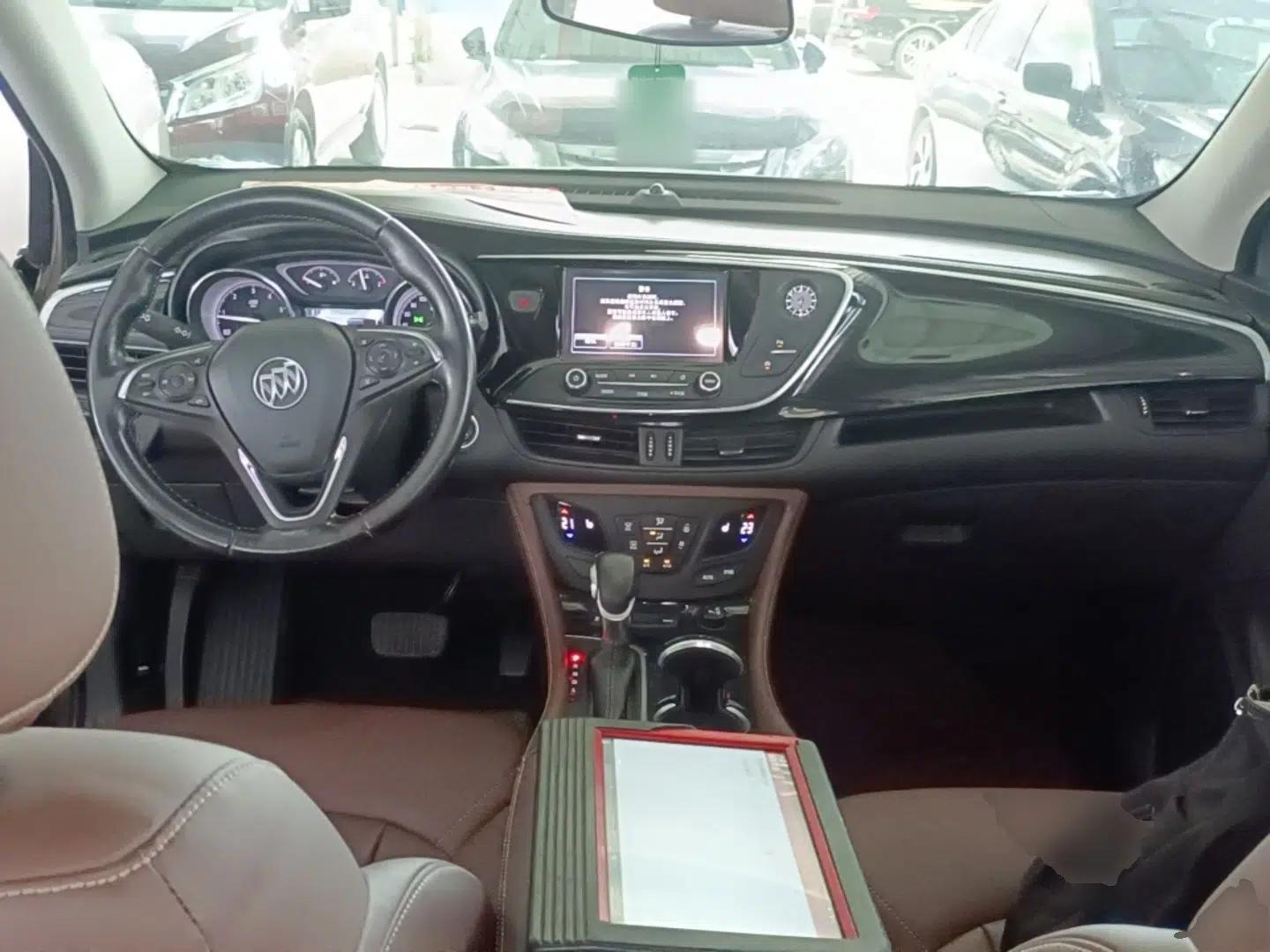 Buick Envision 2018 28T Four-Wheel Drive Elite Version — миниатюра 17