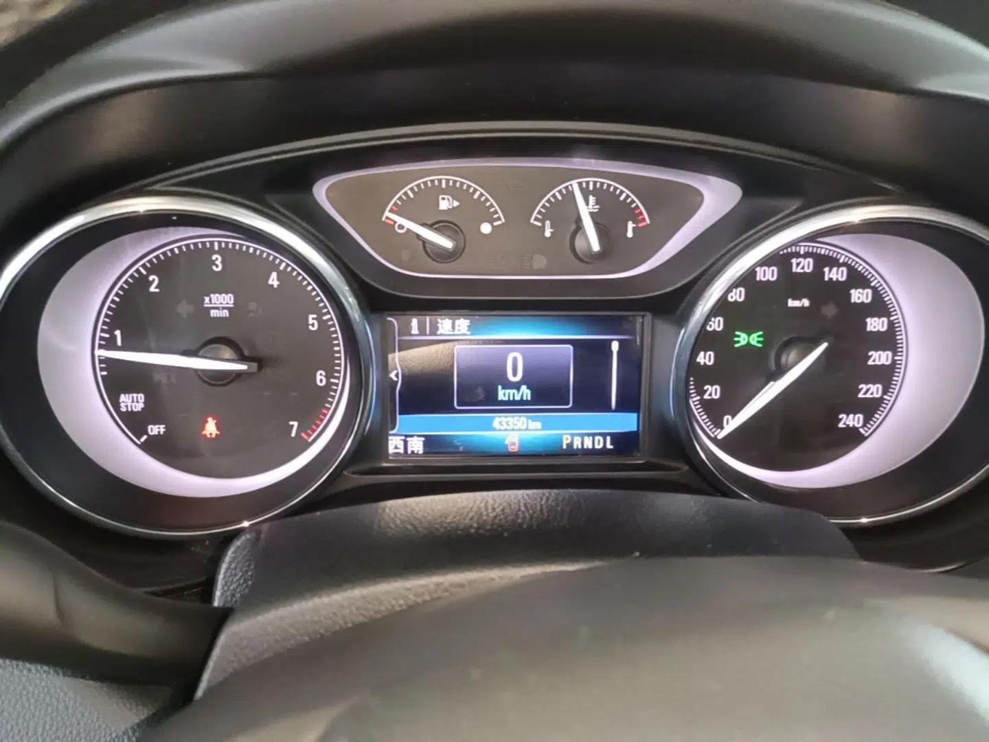 Buick Envision 2018 28T Four-Wheel Drive Elite Version — миниатюра 19