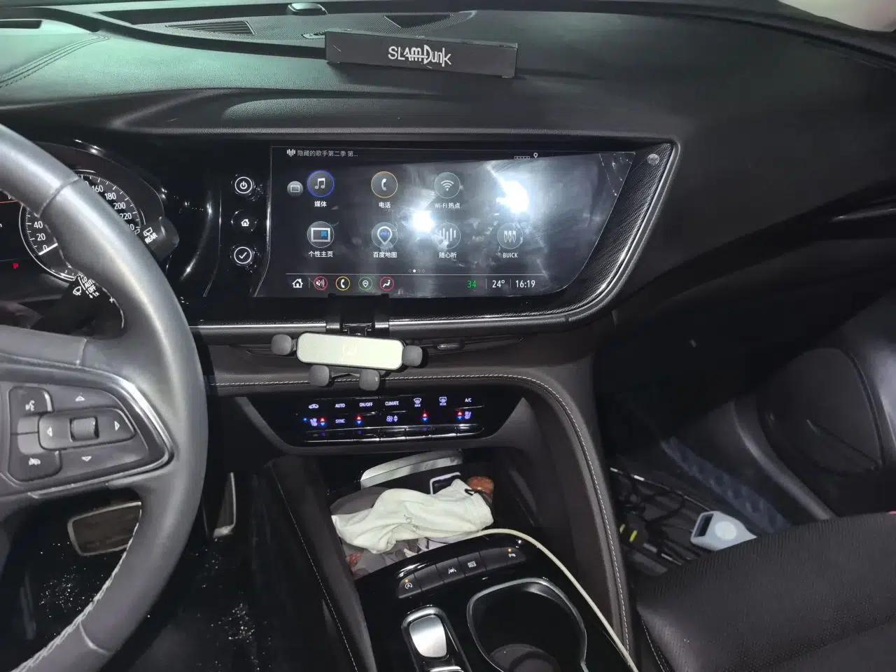 Buick Envision 2022 Encore S GS Two-Wheel Drive Smart & Sporty Model — миниатюра 13