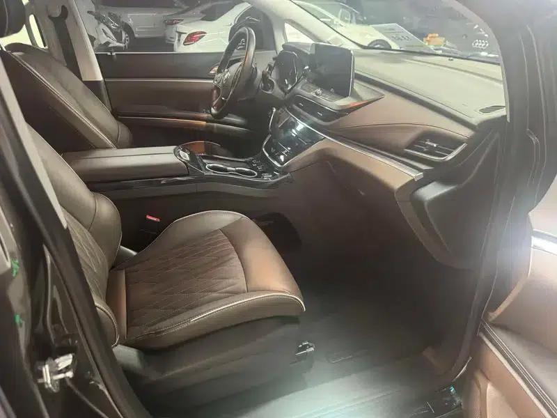 Buick GL8 2022 Land Business Class 652T Smart Luxury Edition — миниатюра 6