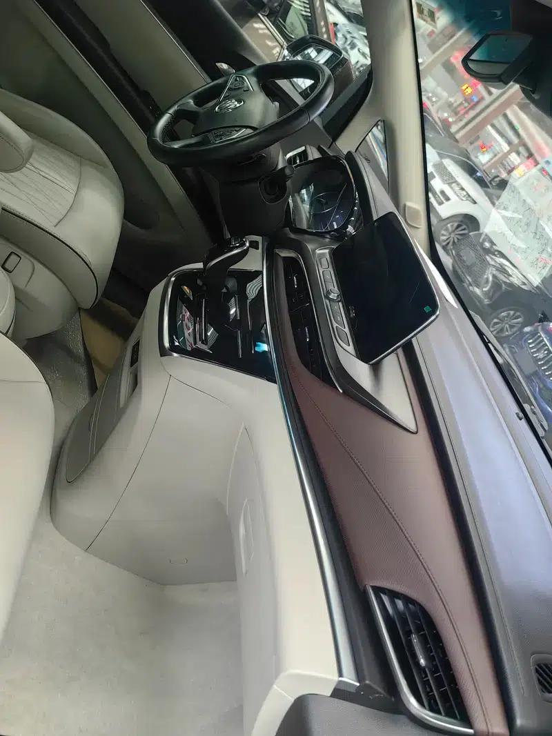 Buick GL8 2020 Land Business Class 652T Luxury — миниатюра 4