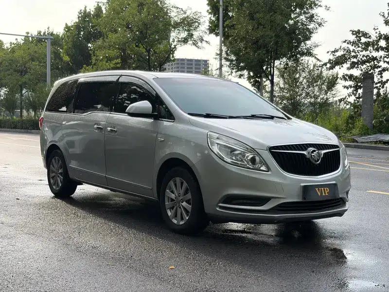 Buick GL8 2017 25S Premium Edition (National V Emission Standard) — миниатюра 3
