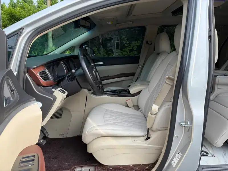 Buick GL8 2017 25S Premium Edition (National V Emission Standard) — миниатюра 8