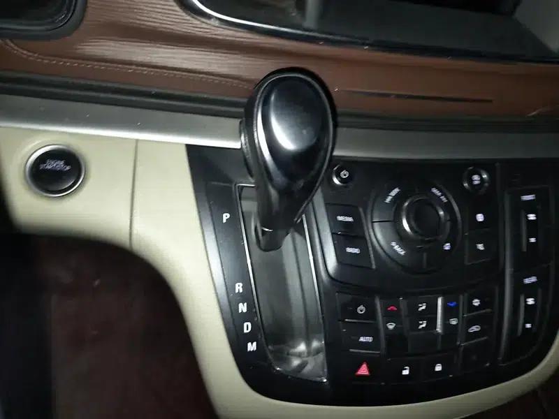 Buick GL8 2017 25S Luxury Edition (National V Emission Standard) — миниатюра 9