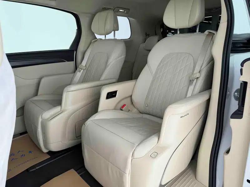 Buick GL8 2023 ES Avantgarde 2.0T Luxury — миниатюра 9