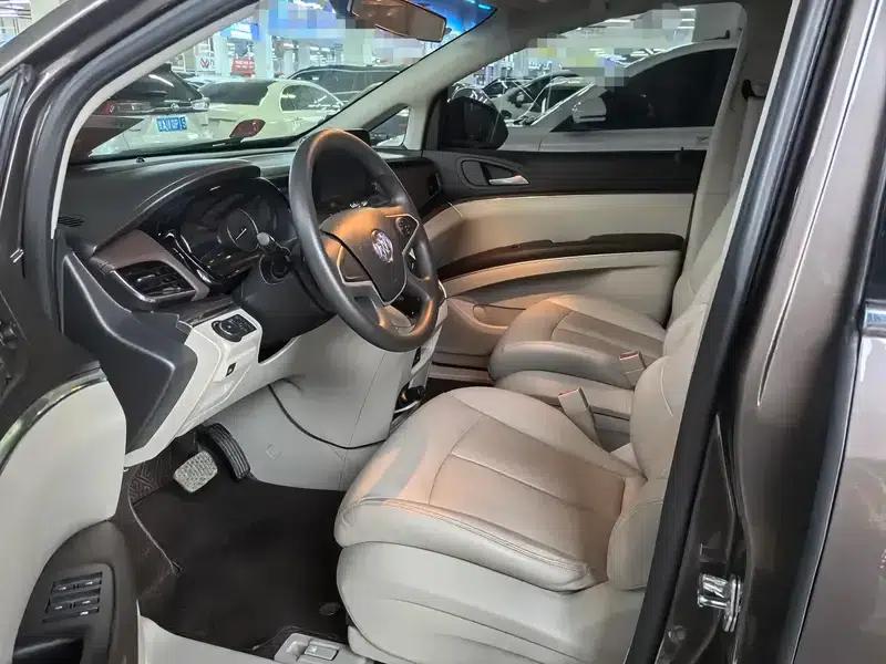 Buick GL8 2021 Land Business Class 652T Comfort — миниатюра 11