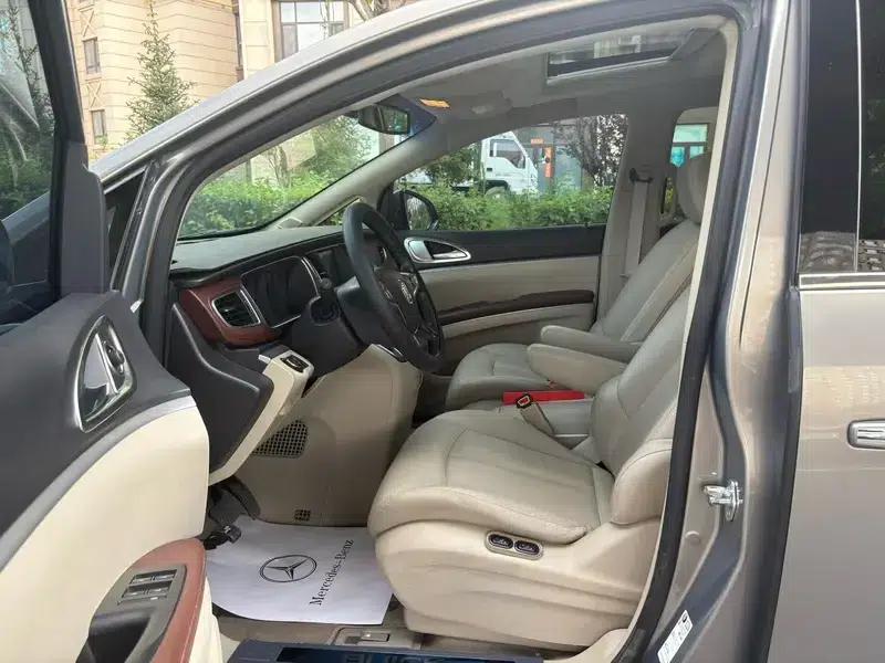 Buick GL8 2018 28T Luxury Edition (China VI Emission Standard) — миниатюра 8