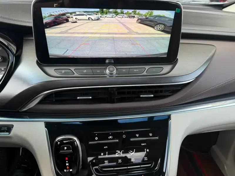 Buick GL8 2021 Land Business Class 652T Luxury — миниатюра 5
