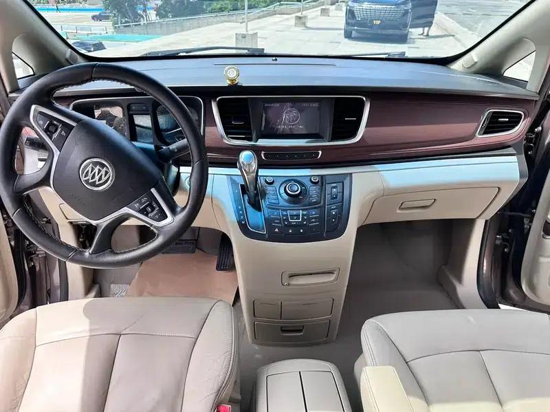 Buick GL8 2014 3.0L GT Luxury Business Edition — миниатюра 7