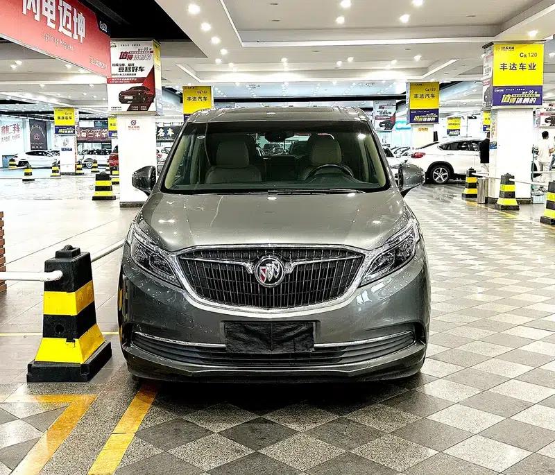 Buick GL8 2017 ES 28T Flagship Edition (National V Emission Standard) — миниатюра 2