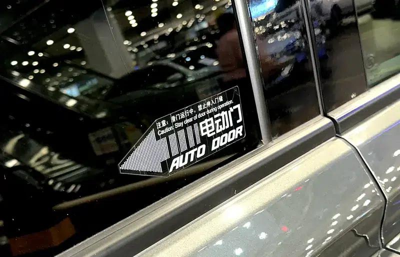 Buick GL8 2017 ES 28T Flagship Edition (National V Emission Standard) — миниатюра 6
