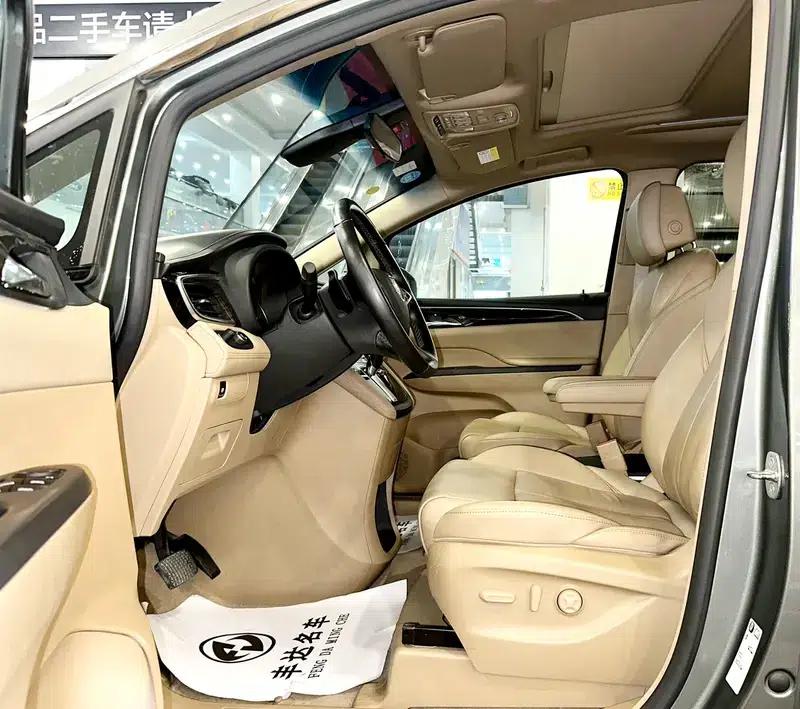 Buick GL8 2017 ES 28T Flagship Edition (National V Emission Standard) — миниатюра 10