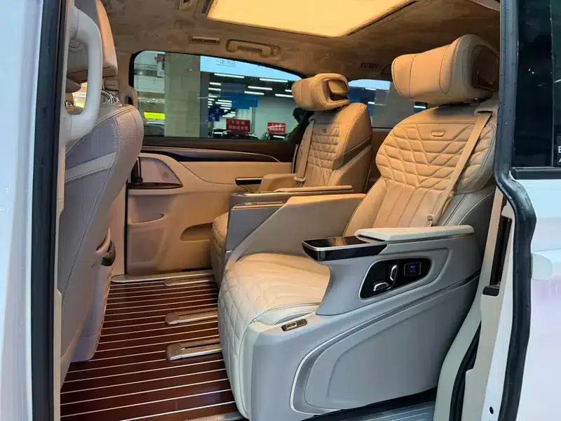 Buick GL8 2021 ES Avantgarde 653T Comfort — миниатюра 17