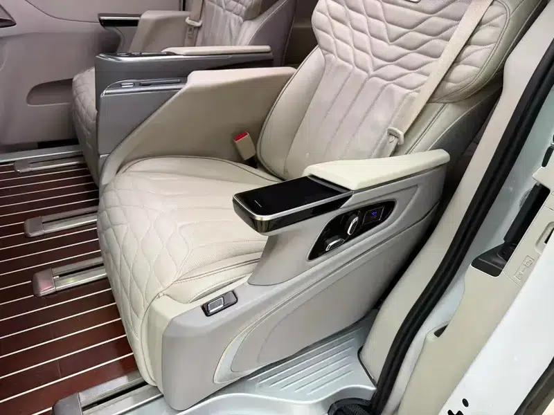 Buick GL8 2021 ES Avantgarde 653T Comfort — миниатюра 21