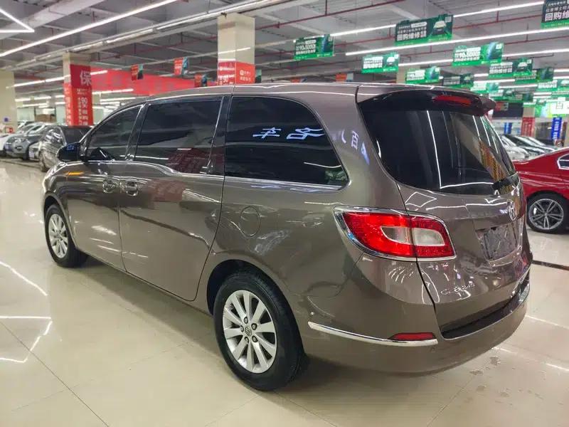 Buick GL8 2012 2.4L BASE Comfort Edition — миниатюра 4