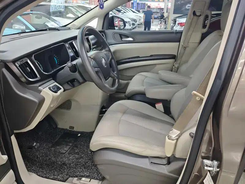 Buick GL8 2012 2.4L BASE Comfort Edition — миниатюра 9