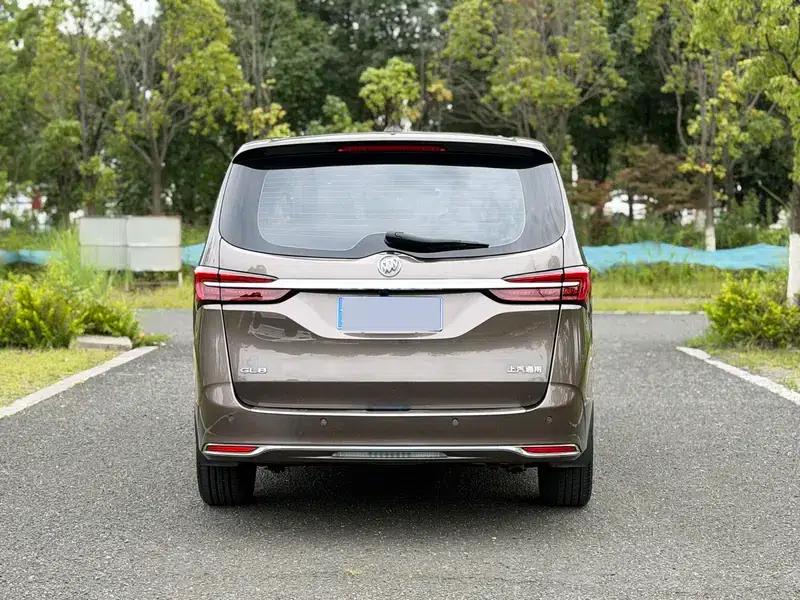 Buick GL8 2022 Facelift Land Business Class 2.0T Smart Edition — миниатюра 5