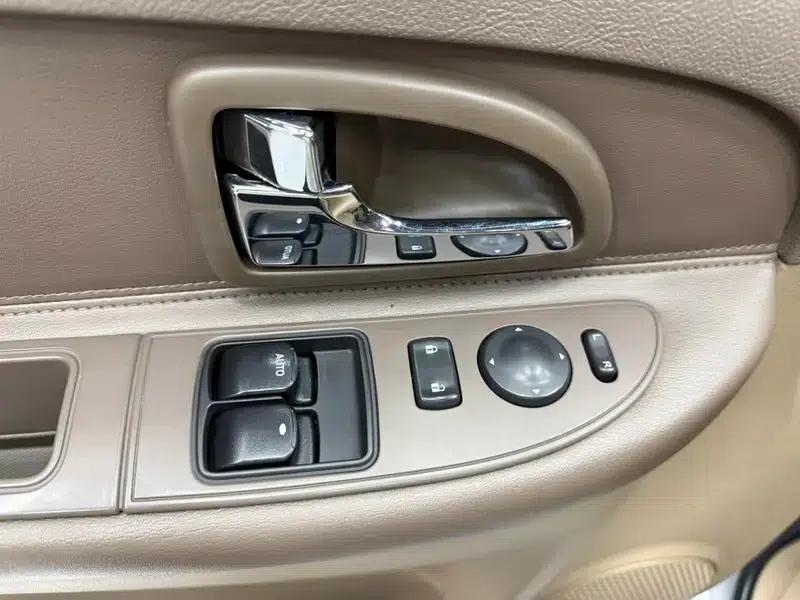 Buick GL8 2014 2.4L Classic Edition — миниатюра 13