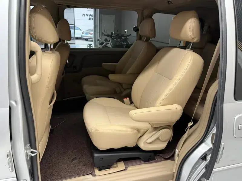 Buick GL8 2014 2.4L Classic Edition — миниатюра 15