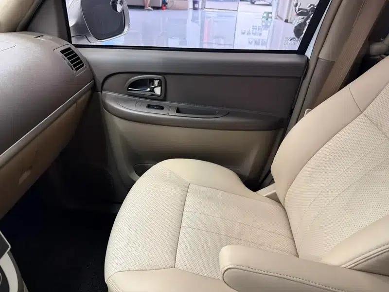 Buick GL8 2014 2.4L Classic Edition — миниатюра 16