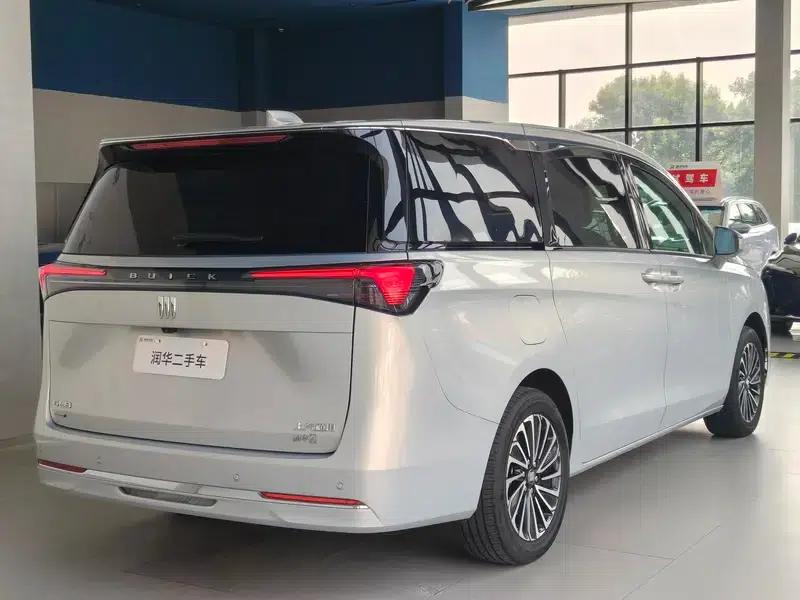 Buick GL8 PHEV 2025 Land Cruiser 1.5T Premium Edition — миниатюра 4