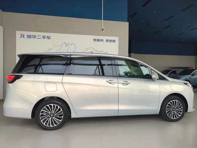 Buick GL8 PHEV 2025 Land Cruiser 1.5T Premium Edition — миниатюра 5