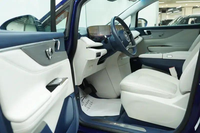 Buick GL8 PHEV 2024 Luxury Edition 1.5T 6-seat Luxury Version — миниатюра 21