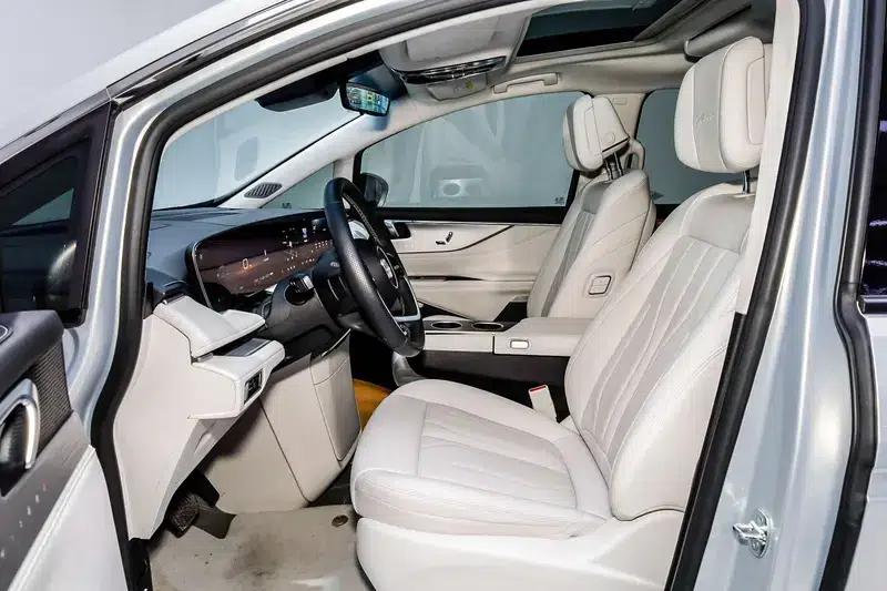 Buick GL8 PHEV 2024 Luxury 1.5T 7-Seat Edition — миниатюра 31