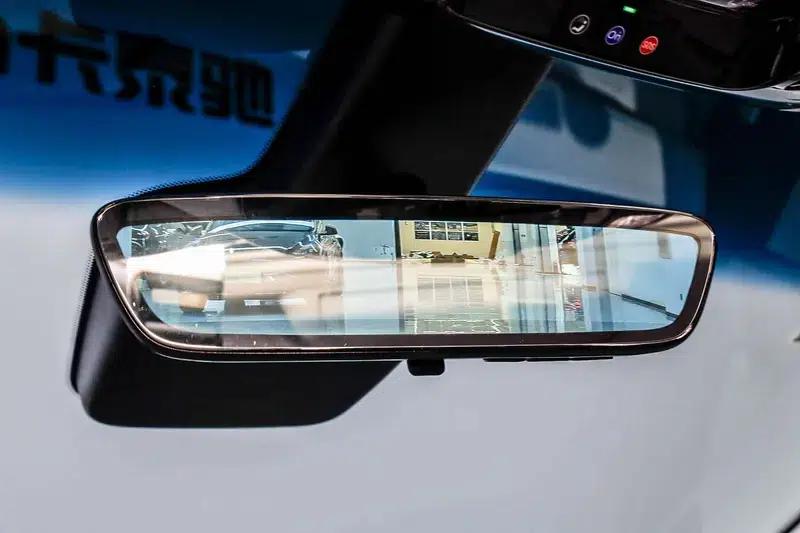 Buick GL8 PHEV 2024 Luxury 1.5T 7-Seat Edition — миниатюра 9