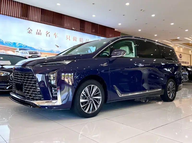 Buick GL8 PHEV 2026 Luxury Edition 1.5T — миниатюра 1
