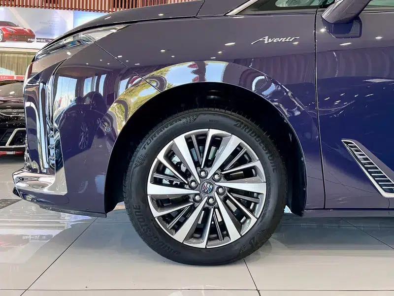Buick GL8 PHEV 2026 Luxury Edition 1.5T — миниатюра 16