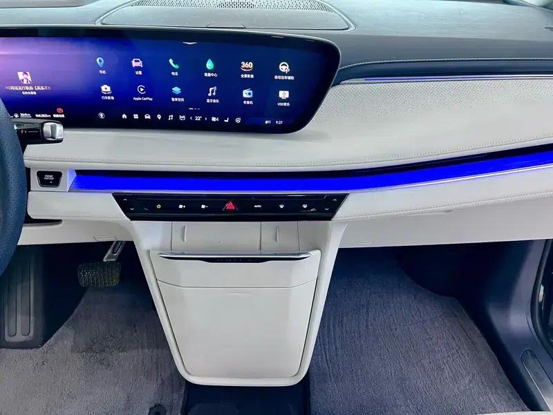 Buick GL8 PHEV 2026 Luxury Edition 1.5T — миниатюра 8