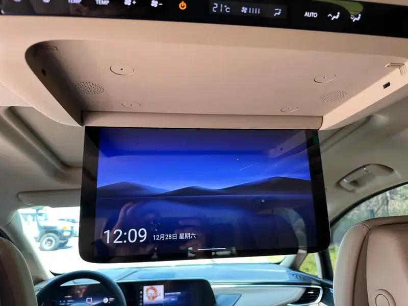 Buick GL8 PHEV 2025 Land Cruiser 1.5T Premium Edition — миниатюра 26
