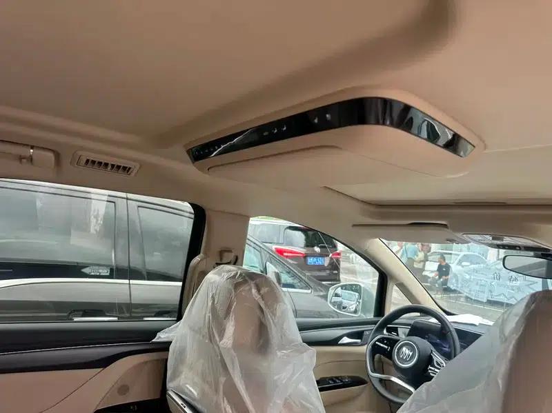 Buick GL8 PHEV 2025 Land Cruiser 1.5T Premium Edition — миниатюра 15
