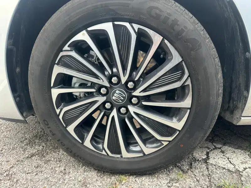 Buick GL8 PHEV 2025 Land Cruiser 1.5T Premium Edition — миниатюра 6