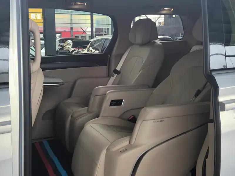Buick GL8 PHEV 2025 Land Cruiser 1.5T Premium Edition — миниатюра 17