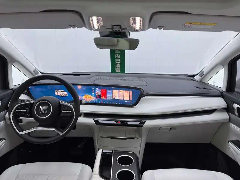 Buick GL8 PHEV 2024 Luxury 1.5T Premium Edition — миниатюра 17