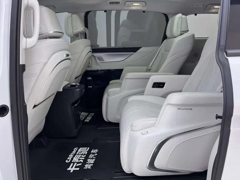 Buick GL8 PHEV 2024 Luxury 1.5T Premium Edition — миниатюра 22